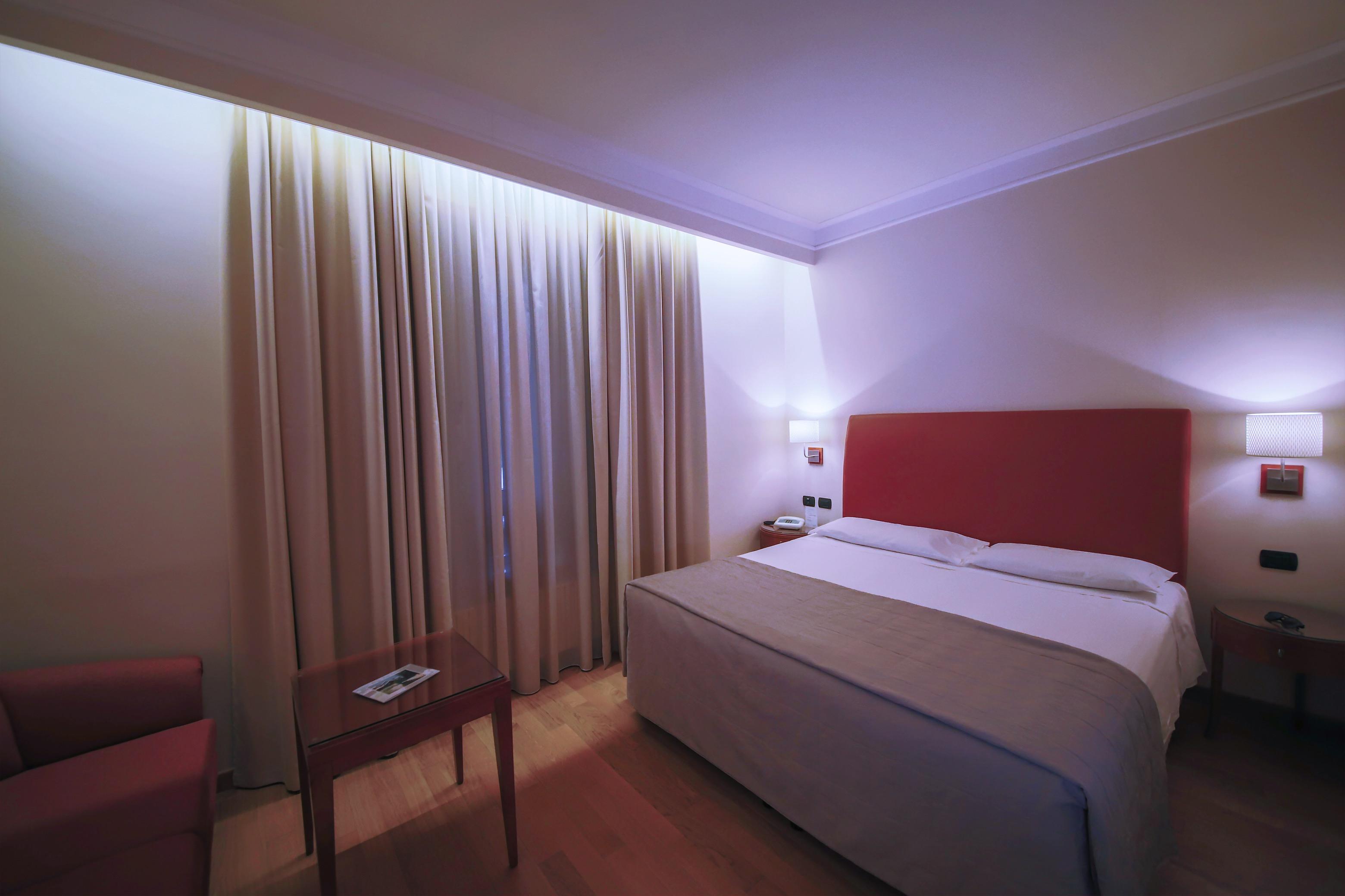 Monica Hotel Fiera Pregnana Milanese エクステリア 写真
