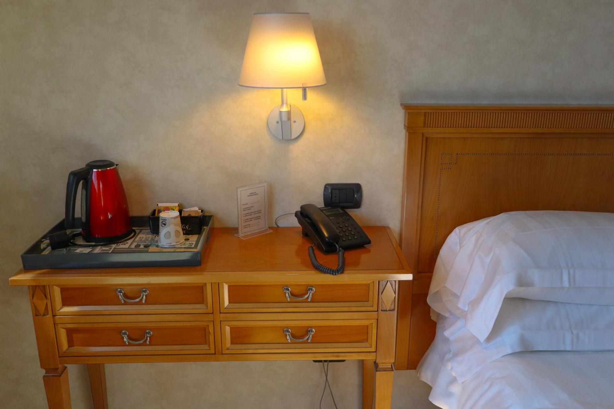Monica Hotel Fiera Pregnana Milanese エクステリア 写真