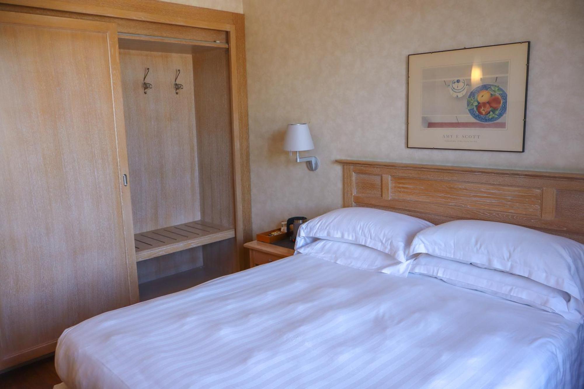 Monica Hotel Fiera Pregnana Milanese エクステリア 写真