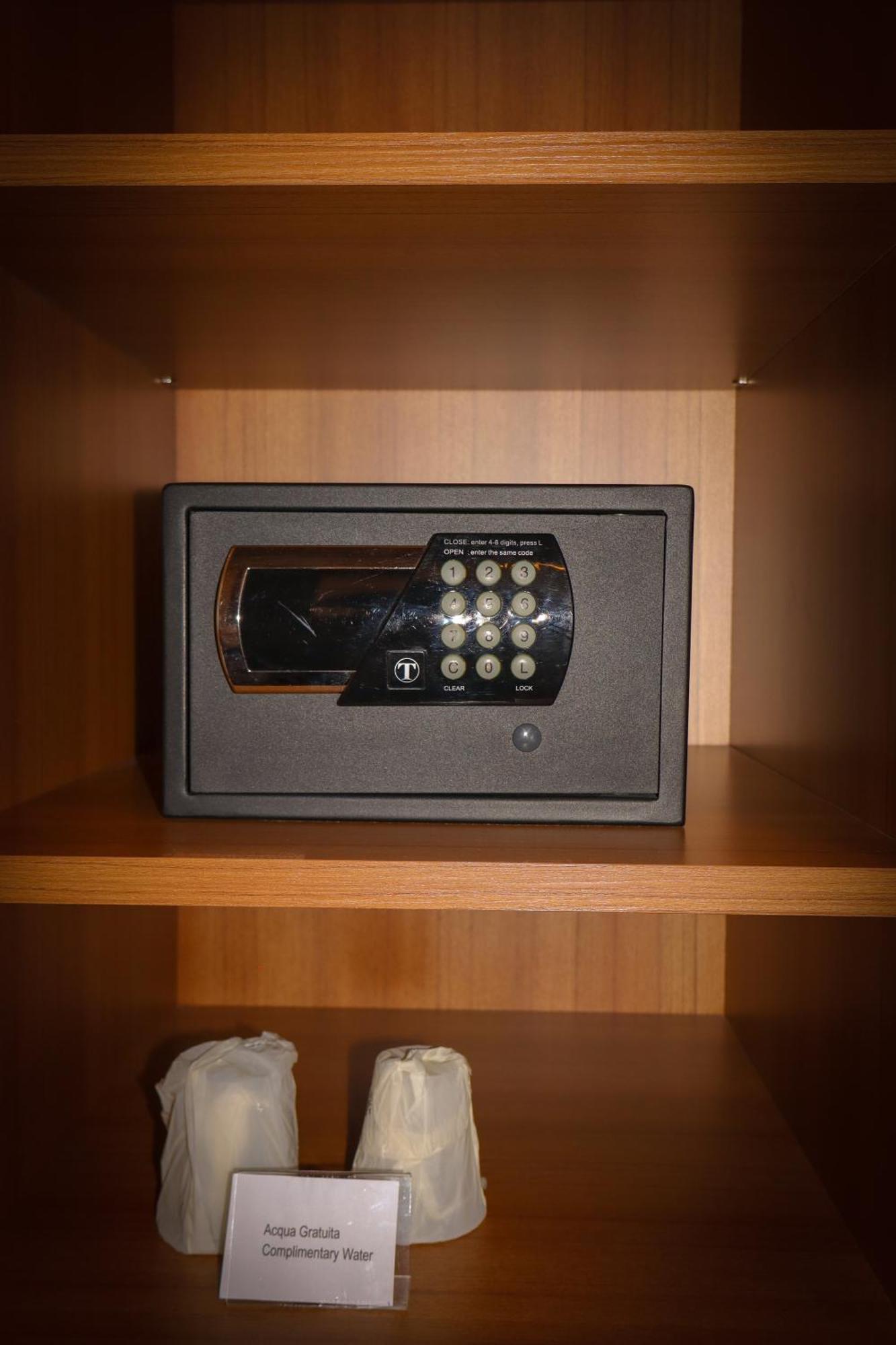 Monica Hotel Fiera Pregnana Milanese 部屋 写真
